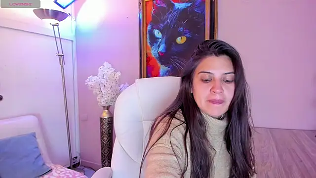 julianaaldanaa online show from 28, 7, 2026