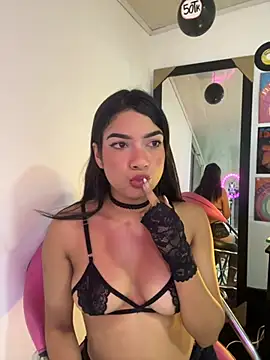 Maya-squirt online show from 28, 7, 2026