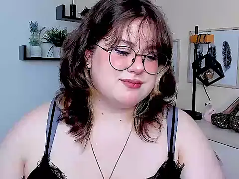 OpheliaLush online show from 3, 8, 2026