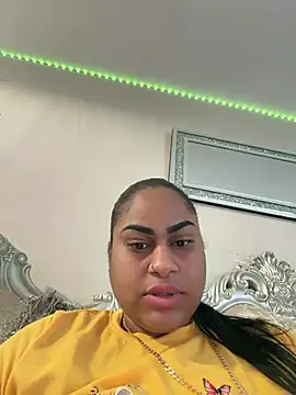 Snapshot of nickaury25 chatting on 1, 8, 2026 nickaury25 online show from 1, 8, 2026