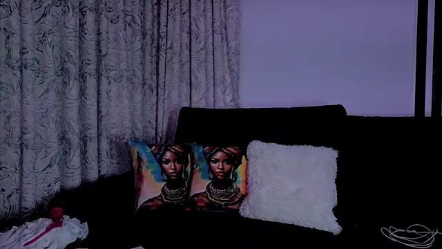 SiennaLove888 online show from 5, 8, 2026