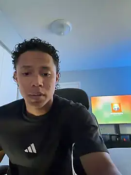 Snapshot of Likesuud_02 chatting on 29, 7, 2026 Likesuud 02 online show from 29, 7, 2026