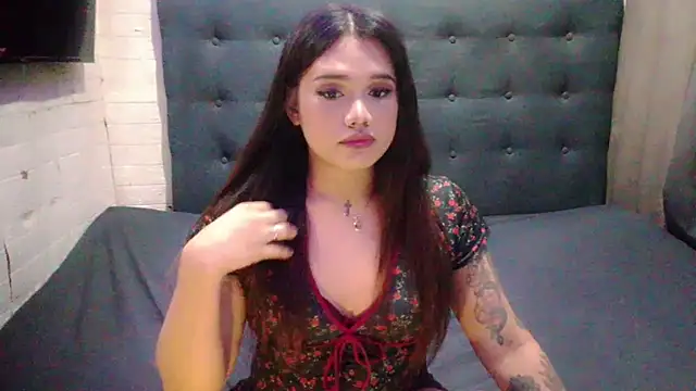 FoxxyJesa online show from 7, 6, 2026