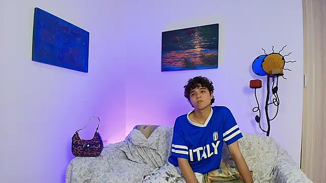 LOLOSEXLOVE online show from 3, 8, 2026