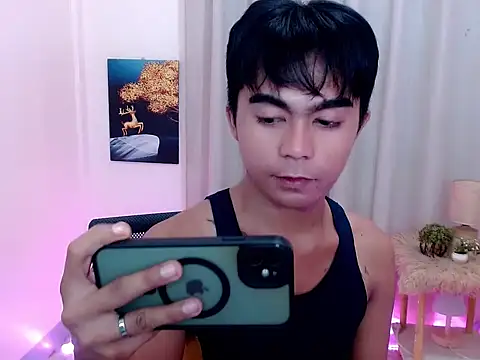 Snapshot of Xyrien_Miller chatting on 30, 7, 2026 Xyrien Miller online show from 30, 7, 2026