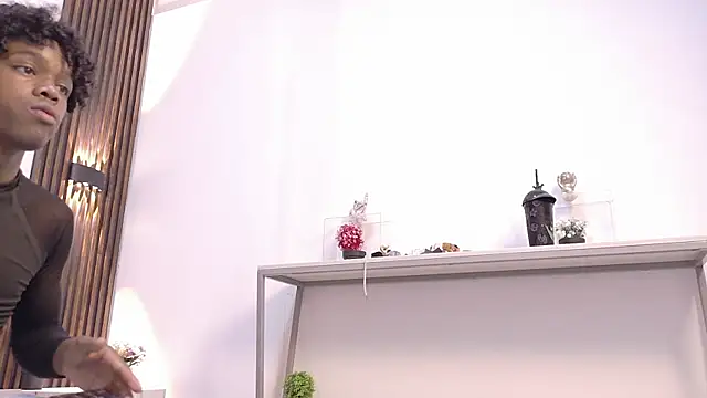 Snapshot of Milo_AfterDark chatting on 1, 8, 2026 Milo AfterDark online show from 1, 8, 2026
