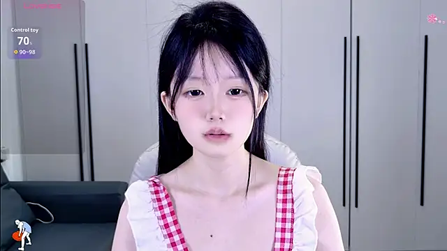 Snapshot of Keke-33 chatting on 5, 8, 2026 Keke-33 online show from 5, 8, 2026