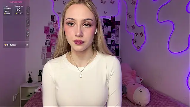 Snapshot of arilove_ chatting on 5, 8, 2026 arilove online show from 5, 8, 2026