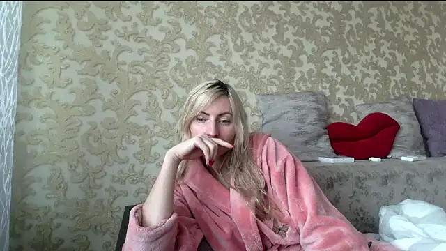 Yourrealgirl online show from 14, 1, 2025