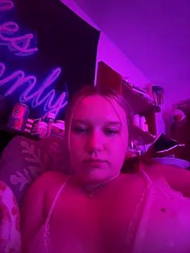 itssmequinn online show from 31, 7, 2026
