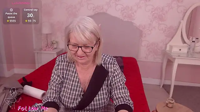 LadyAlana online show from 2, 5, 2026