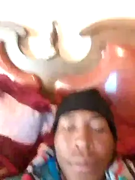 smallboybigde online show from 4, 8, 2026