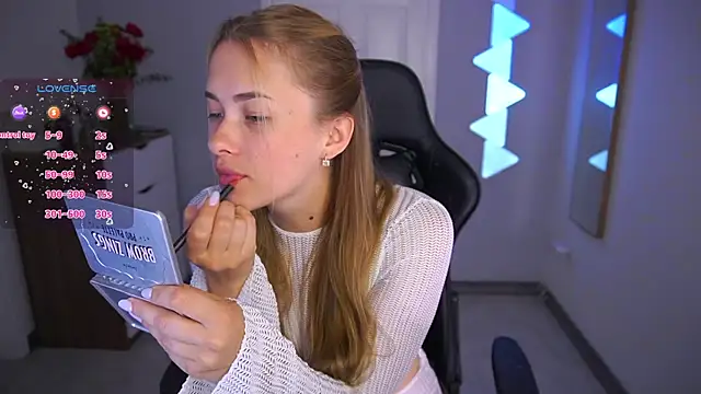 DanikaDillan online show from 13, 10, 2025