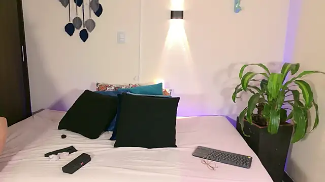 VainillaSecret online show from 1, 8, 2026