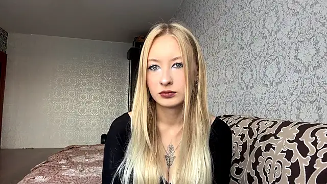 LynneVanbebber online show from 4, 8, 2026