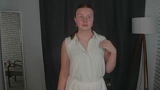 IsobelBoderick online show from 5, 8, 2026