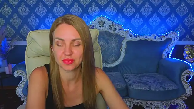 GabriEllla 4U online show from 3, 8, 2026