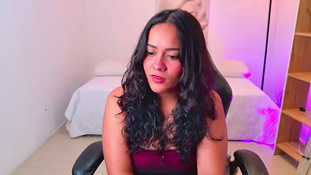 Raven  rose  online show from 5, 8, 2026