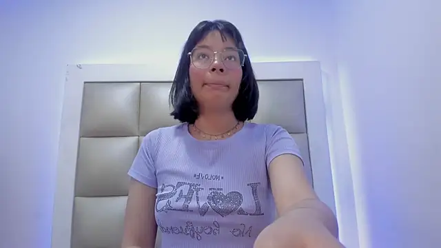 Vicky js online show from 5, 8, 2026