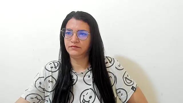 MARILYN GARCIA online show from 23, 11, 2025