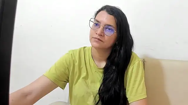 MARILYN GARCIA online show from 3, 3, 2026