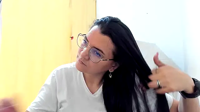 MARILYN GARCIA online show from 25, 5, 2026