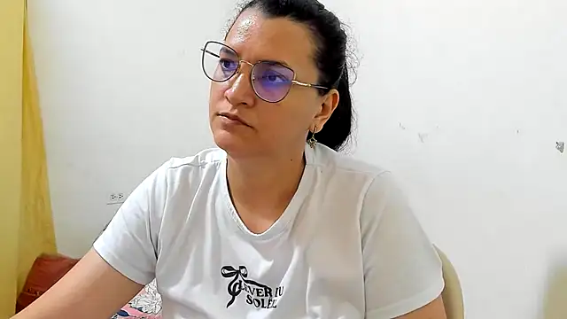 Snapshot of MARILYN_GARCIA chatting on 23, 6, 2026 MARILYN GARCIA online show from 23, 6, 2026
