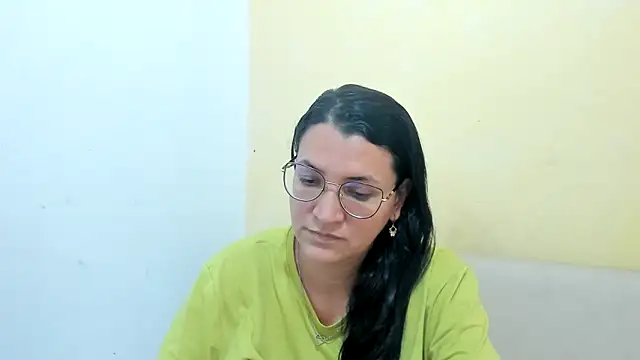 MARILYN GARCIA online show from 13, 4, 2026