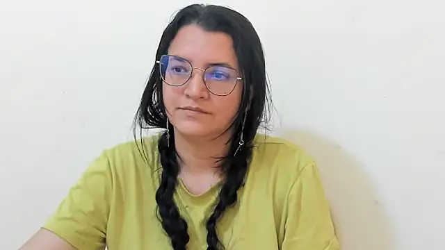 MARILYN GARCIA online show from 5, 1, 2026