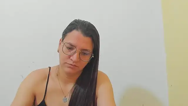 MARILYN GARCIA online show from 12, 10, 2025