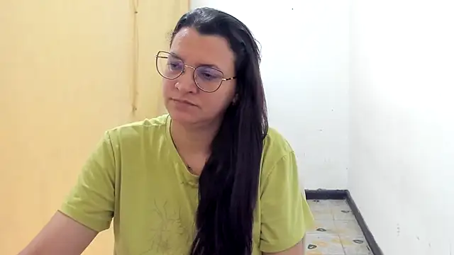 MARILYN GARCIA online show from 18, 10, 2025