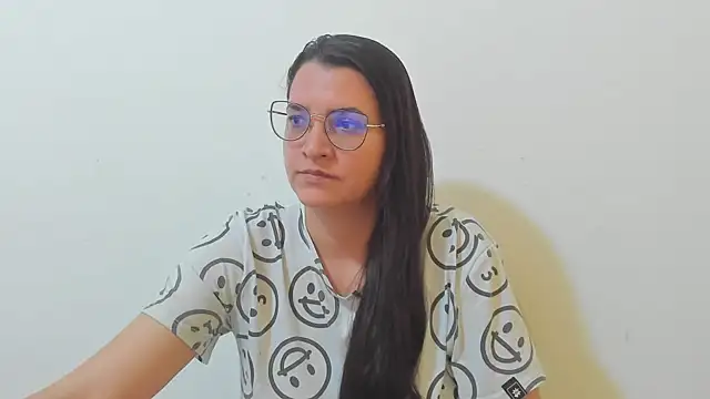 MARILYN GARCIA online show from 6, 10, 2025