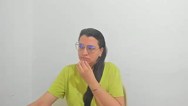 MARILYN GARCIA online show from 30, 9, 2025