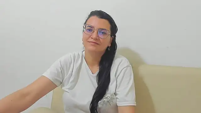 MARILYN GARCIA online show from 10, 3, 2026