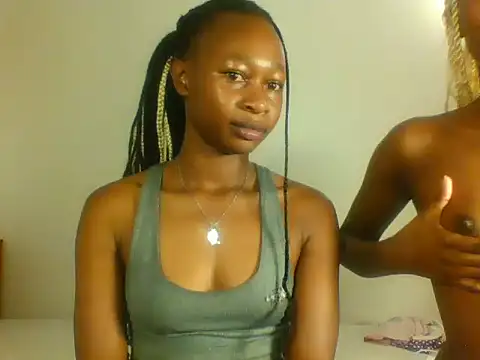 Snapshot of Choco_petite2 chatting on 5, 8, 2026 Choco petite2 online show from 5, 8, 2026