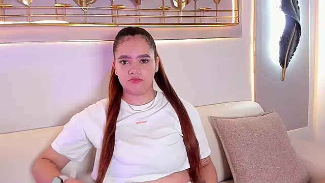 Snapshot of saharawalker_ chatting on 6, 8, 2026 saharawalker online show from 6, 8, 2026