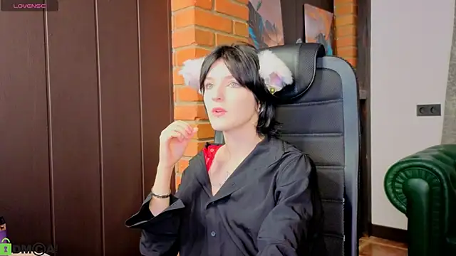 Zulema Raven online show from 10, 8, 2026
