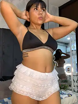 Lunna Rossee online show from 6, 8, 2026