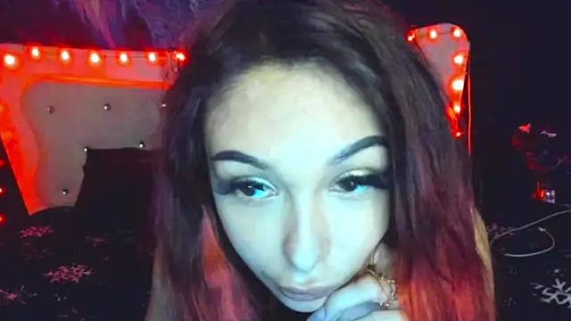 MiniFoxxxx online show from 7, 8, 2026