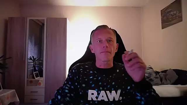 slaveboy2016xh online show from 5, 10, 2025