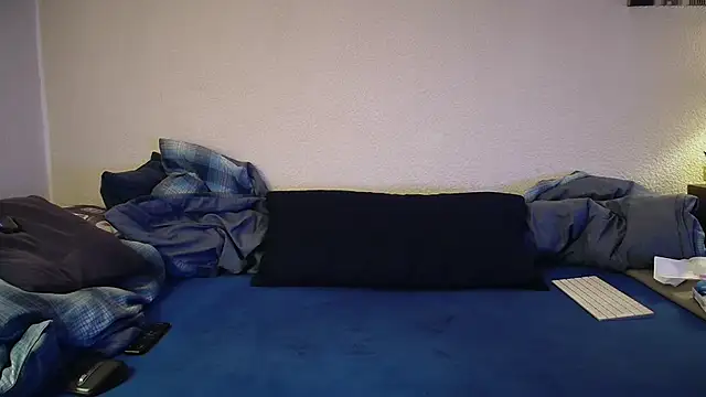 slaveboy2016xh online show from 8, 7, 2026