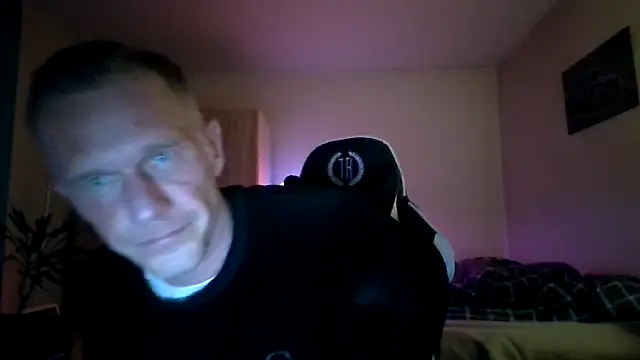 slaveboy2016xh online show from 30, 12, 2024