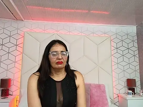 VickyBellmont online show from 8, 8, 2026