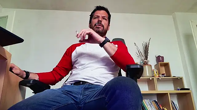 ChrisKox online show from 10, 5, 2026