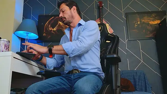 ChrisKox online show from 2, 10, 2025