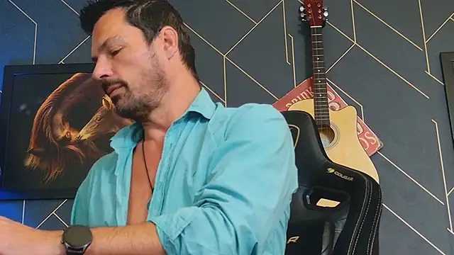 ChrisKox online show from 3, 10, 2025