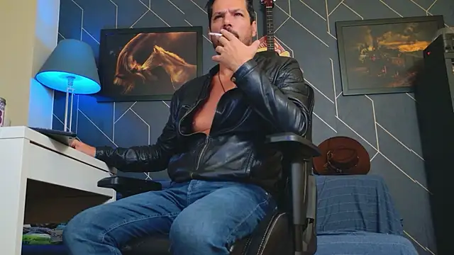 ChrisKox online show from 4, 10, 2025