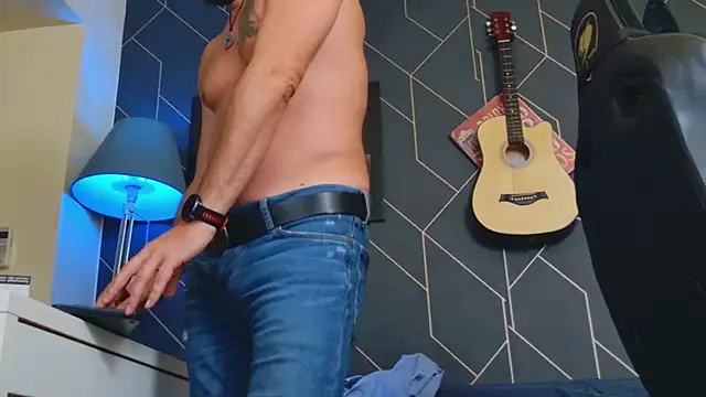 ChrisKox online show from 15, 9, 2025