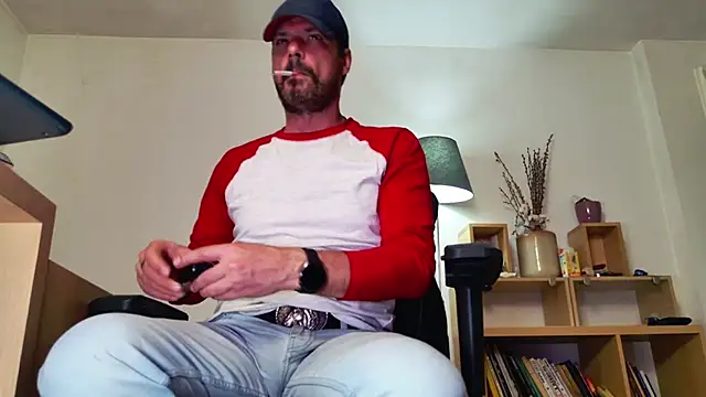 ChrisKox online show from 8, 5, 2026