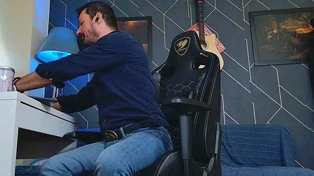 ChrisKox online show from 21, 9, 2025